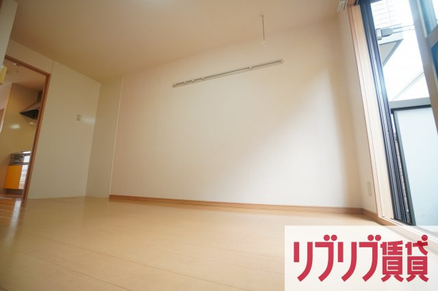 ピエトラ ポンテの居間・リビング