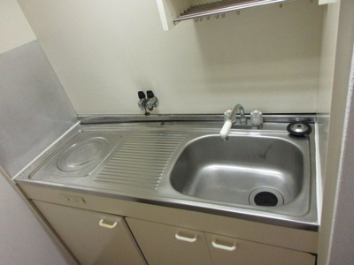 【キッチン】 | レジデンス高砂 | 別号室の写真になります。現況優先。