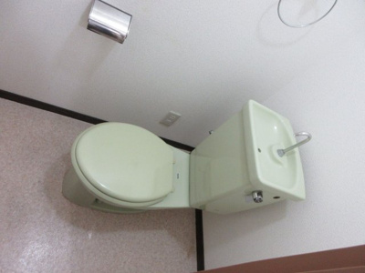 【トイレ】 | レジデンス高砂 | 別号室の写真になります。現況優先。