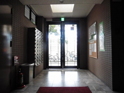 【ロビー】 | アベニューリップル吉田（吉田賃貸） | 建物の内部です