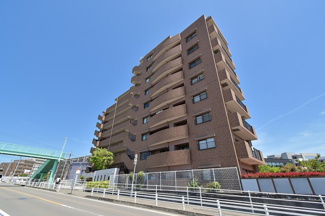 【外観】 | 【ライオンズマンション香椎駅前】２０２３年１１月、リフォーム完成いたしました♪少しでも気になる方はすぐにご連絡ください。住宅ローン・その他ご質問等いつでもお待ちしております。