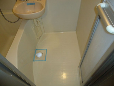 【浴室】 | アリビオ百年橋通り | 別号室の写真になります。現況優先。