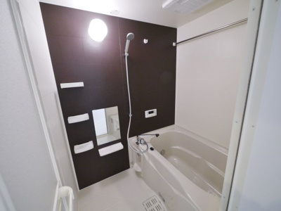 【浴室】 | リテラ空港エスト | 別号室の写真になります。現況優先。