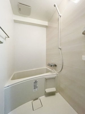 【浴室】 | エステートモア高宮レーブ | 別号室の写真になります。現況優先。