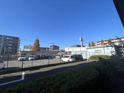 【展望】 | ライオンズマンション大倉山第弐 | 1階部分からの眺望です。