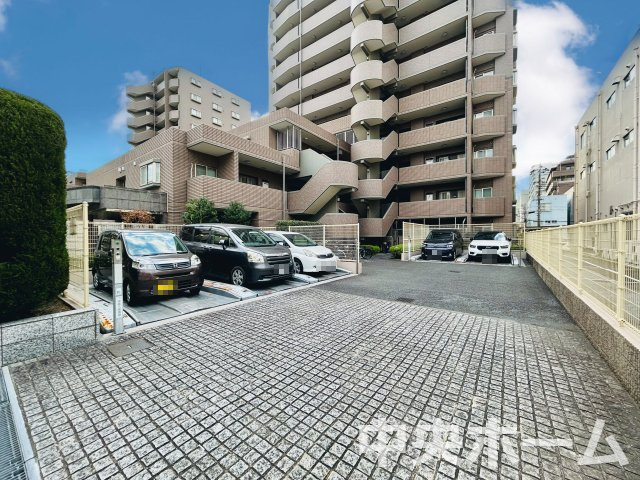 ノーブル猿江恩賜公園ウエストの駐車場|【敷地内駐車場】最新の空き状況や費用などの詳細は担当スタッフまでお問い合わせください。