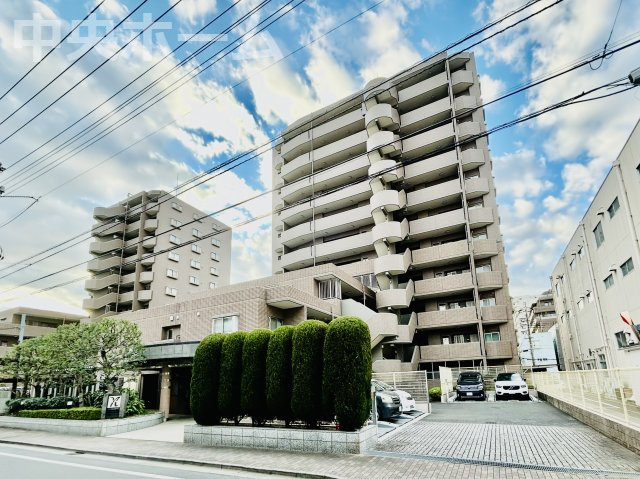 ノーブル猿江恩賜公園ウエストの外観|2003年2月築。ペットの飼育可能マンションです。