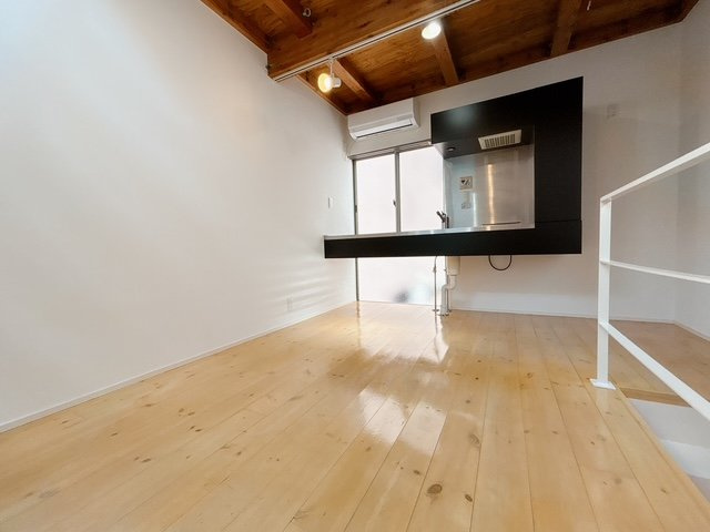 【寝室】 | バイカーズアパートメント