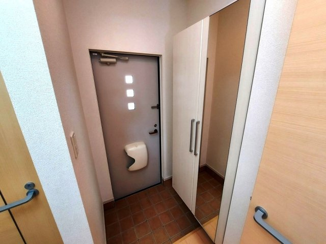 オルキスコートの玄関