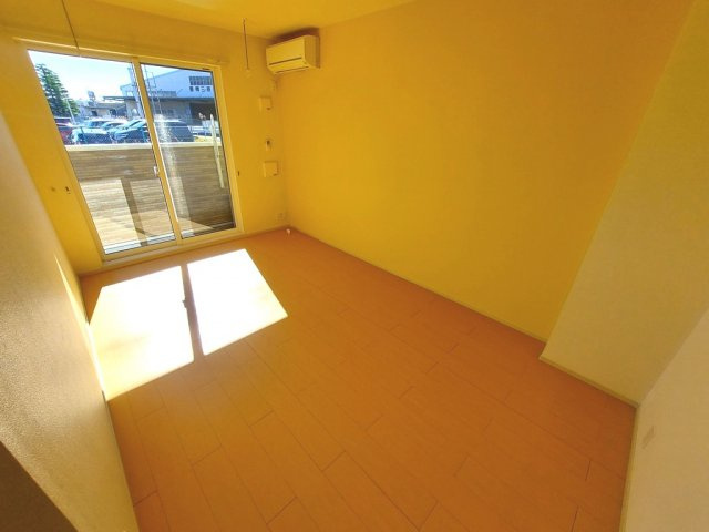 オルキスコートの居間・リビング