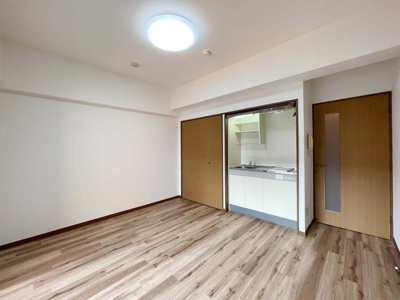 【居間・リビング】 | アヴェニール山荘通り | 別号室の写真になります。現況優先。