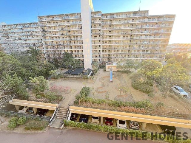 のむら貝塚ガーデンシティ 5番館の展望|バイクと自転車置場、屋根があると助かる～。