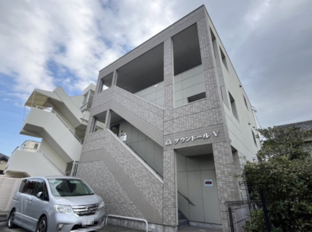 グランドールVの外観|グランドールV