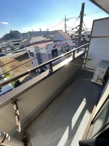 こざとパークビルのバルコニー