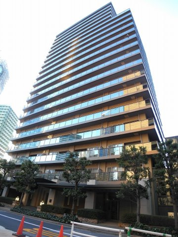 西新宿パークサイドタワーの外観