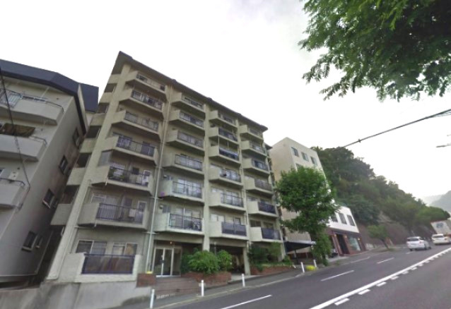 一王山グランドハイツの外観