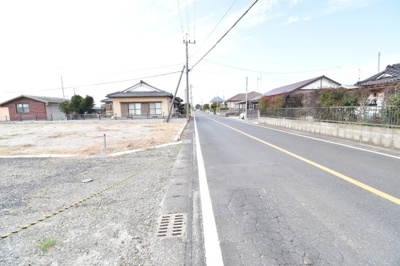【前面道路含む現地写真】 | 鹿屋市川西町　分譲地1区画