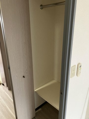 【収納】 | アーバンクルーザー高砂 | 別号室の写真になります。現況優先。