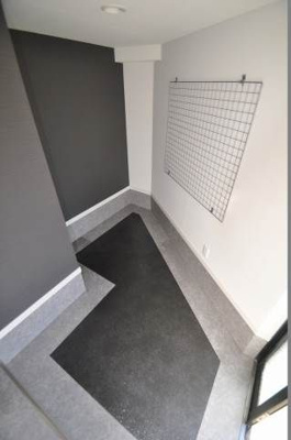 【玄関】 | ガレット空港前 | 別号室の写真になります。現況優先。