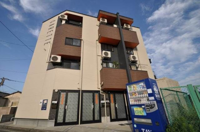 【外観】 | ガレット空港前