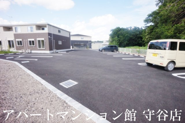 スリザリンⅢの駐車場