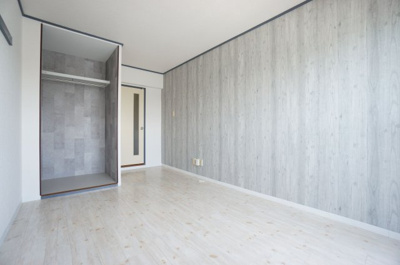 【居間・リビング】 | アーク箱崎 | 別号室の写真になります。現況優先。