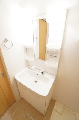 【独立洗面台】 | グランアルシュⅣ | ※同物件・反転タイプの写真です。