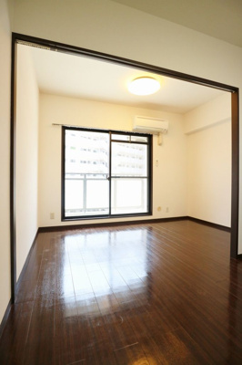 【バルコニー】 | ホルトハイム春日 | 別号室の写真になります。現況優先。
