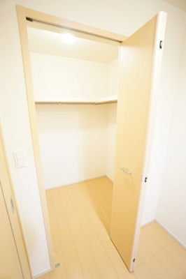 【収納】 | ウエストヒルパーシモン | ※同物件・反転タイプの写真です。