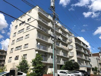 【外観】 | 新出来コーポラス【仲介手数料無料】明倫小学校　桜丘中学校 | リノベーション済み
保証付きマンションです