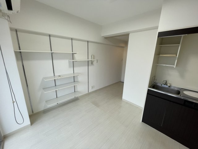 ドミール寺尾の居間・リビング