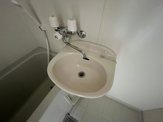 ドミール寺尾の洗面所