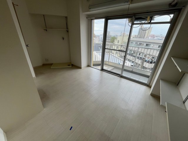 ドミール寺尾の居間・リビング