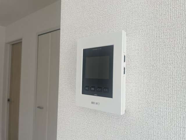 ヴィラ　ドゥ　グレーヌ梅ケ谷Ｃのセキュリティ