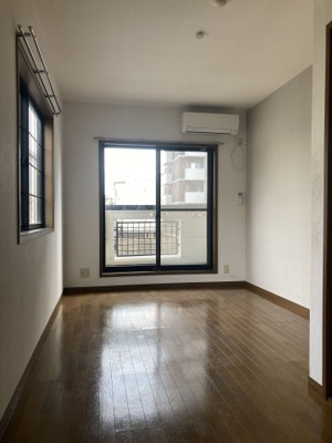 【洋室】 | ベルエキップ大橋南Ⅰ | 別号室の写真になります。現況優先。