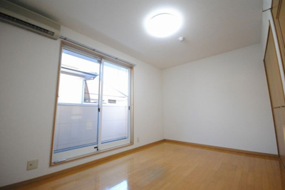 【居間・リビング】 | リブレア南福岡 | 別号室の写真になります。現況優先。