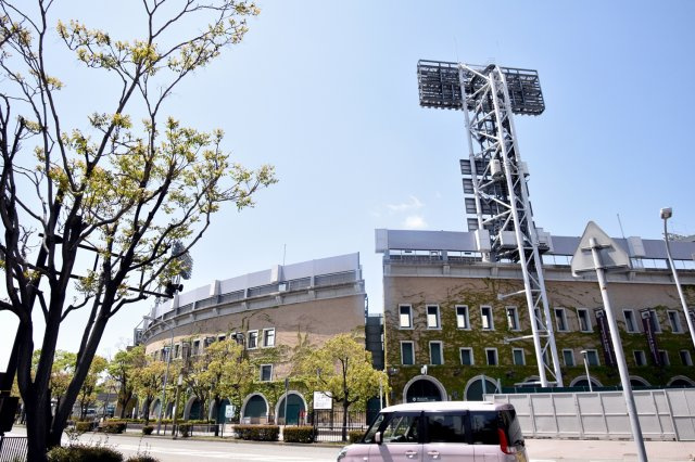 サクシード甲子園の周辺