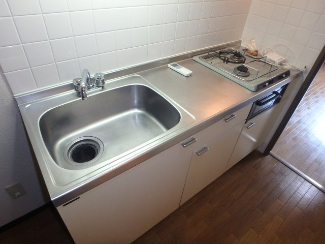 ドミール元住吉のキッチン