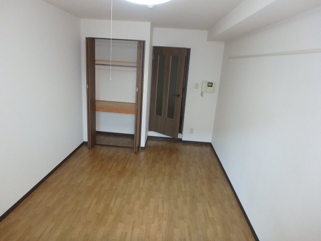 ドミール元住吉の寝室