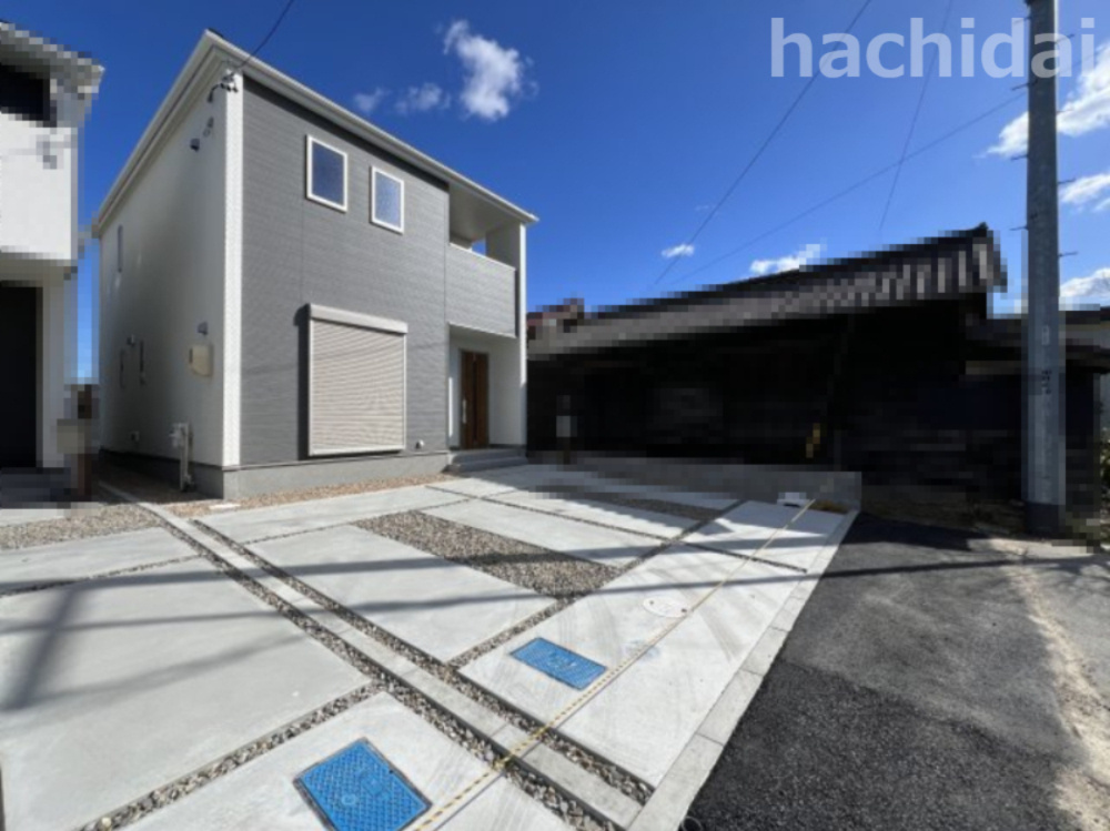 高浜市向山町5期新築戸建　1号棟の駐車場|車をお持ちの方に嬉しい駐車場付きの物件です