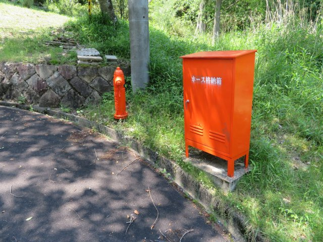 玉巻國久昌生さん土地の前面道路含む現地写真|コンパクトで使いやすいお風呂です