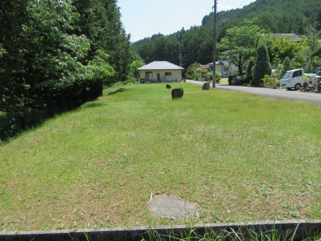 玉巻田保隆司さん土地の前面道路含む現地写真