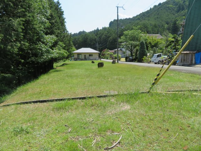 玉巻田保隆司さん土地の前面道路含む現地写真