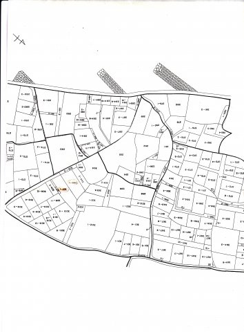 上物部ー土地２区画の区画図|真ん中の丸で囲っている３筆