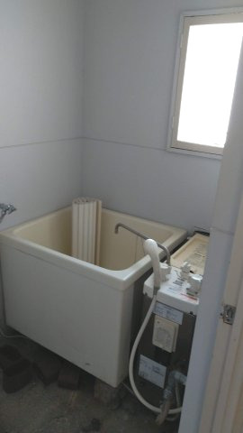 垂水上高丸住宅B棟の浴室|ゆったり過ごせるお風呂です