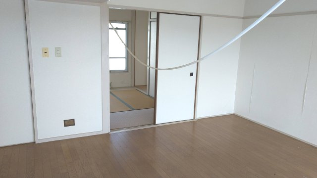 垂水上高丸住宅B棟の内装|内装です