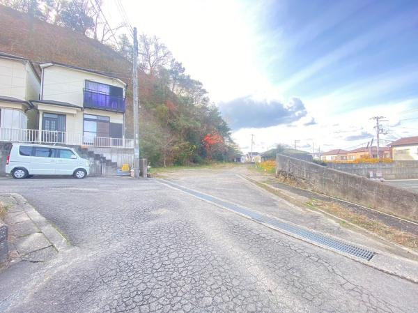 海南市大野中土地の外観