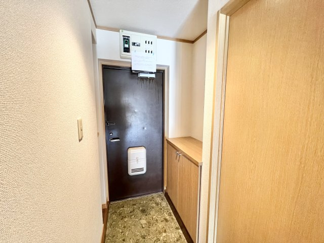 SSQUAREの玄関|明るい玄関です