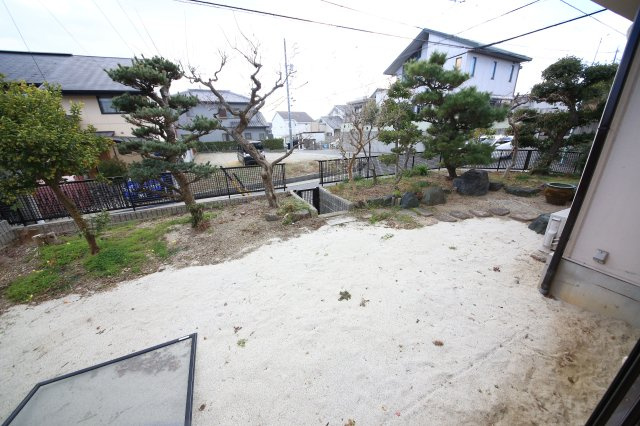 名古屋市緑区桶狭間森前の一戸建ての庭