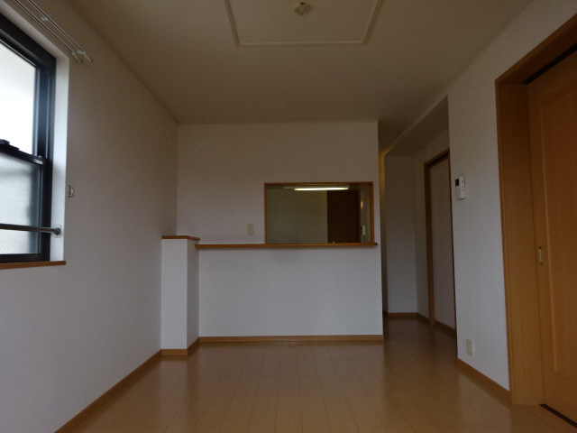 コージーコート朝霧Ⅱ番館の居間・リビング